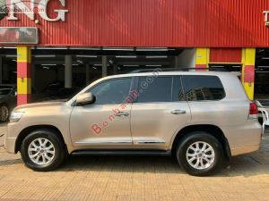 Xe Toyota Land Cruiser VX 4.6 V8 2017