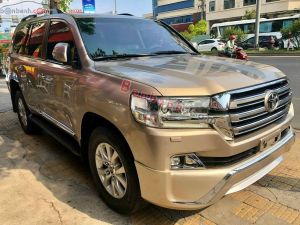 Xe Toyota Land Cruiser VX 4.6 V8 2017