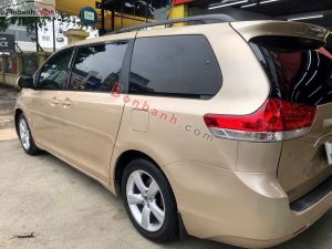 Xe Toyota Sienna LE 3.5 2010