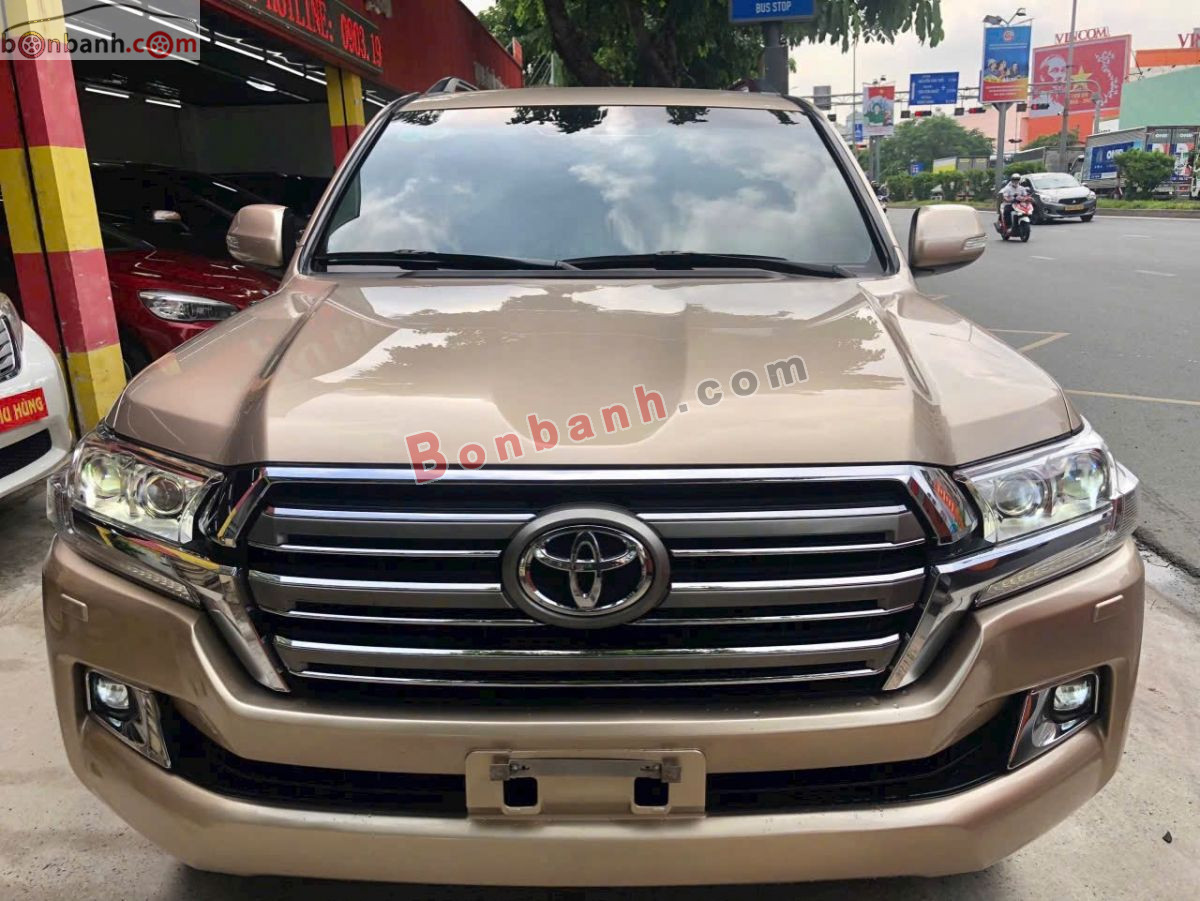 Toyota Land Cruiser VX 4.6 V8 2016