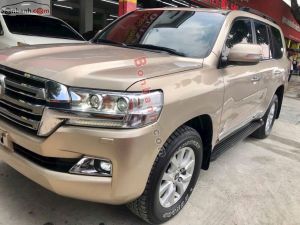 Xe Toyota Land Cruiser VX 4.6 V8 2016