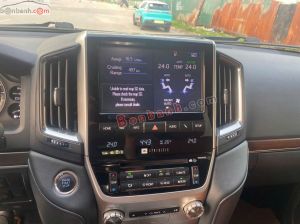 Xe Toyota Land Cruiser VX.R 5.7 V8 2018