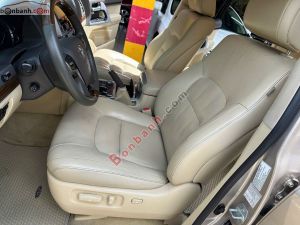 Xe Toyota Land Cruiser VX 4.6 V8 2016