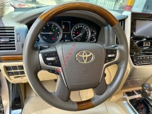Xe Toyota Land Cruiser VX 4.6 V8 2016