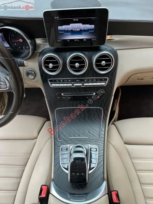 Xe Mercedes Benz GLC 300 4Matic 2018