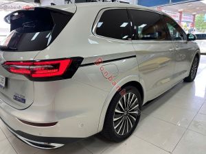 Xe Volkswagen Viloran Luxury 2025