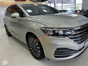 Xe Volkswagen Viloran Luxury 2025