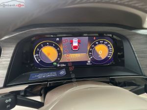 Xe Volkswagen Viloran Luxury 2025