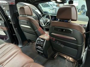 Xe BMW X7 xDrive40i 2025