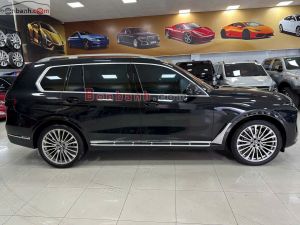 Xe BMW X7 xDrive40i 2025