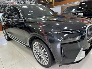 Xe BMW X7 xDrive40i 2025