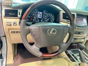 Xe Lexus LX 570 2013