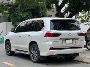 Xe Lexus LX 570 2021