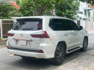 Xe Lexus LX 570 2021