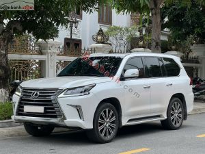 Xe Lexus LX 570 2021