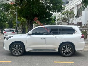Xe Lexus LX 570 2021