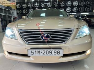 Lexus LS 460L